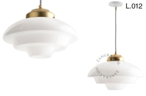 Mosiężna lampa wisząca ze szklanym kloszem 012 Zangra