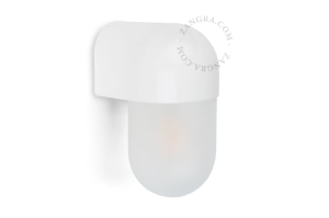 Zewnętrzna lub łazienkowa biała porcelanowa lampa ścienna Agnes agnes.w.glass001 Zangra różne warianty 