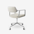 Krzesło VIPP 453 Swivel Chair w/castors różne warianty cena od: 