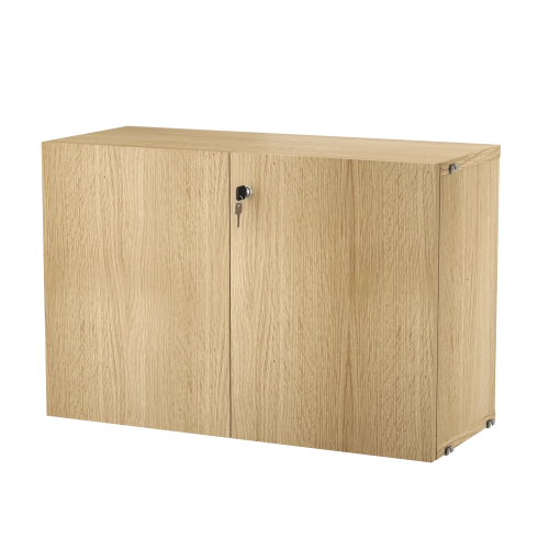 Szafka z zamkiem String Furniture dąb