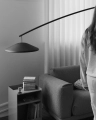 Lampa podłogowa CONTRA Muuto