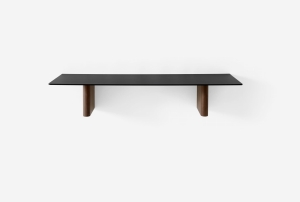 Półka column JA2 Walnut&Black Aluminium  &Tradition 