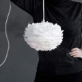Abażur z piór Eos Large średnica 65cm UMAGE Design rózne  kolory!