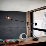 Lampa stołowa AARO DCW