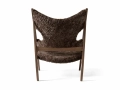 Fotel Knitting Dark Stained Oak, Sheepskin Root  Audo Copenhagen
