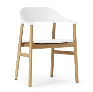 Krzesło Herit Z Podłokietnikami Jasny Dąb różne rozmiary Normann Copenhagen 