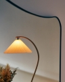 Lampa podłogowa Timberline GUBI