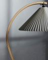 Lampa podłogowa Timberline GUBI