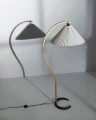 Lampa podłogowa Timberline GUBI