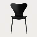 Krzesło SERIES 7™ Fritz Hansen model 3107 drewniane fornir barwiony