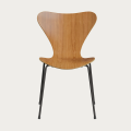 Krzesło SERIES 7™ Fritz Hansen model 3107 drewniane fornir naturalny