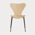 Krzesło SERIES 7™ Fritz Hansen model 3107 drewniane fornir naturalny