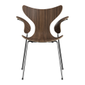 FRITZ HANSEN krzesło z podłokietnikami LILY