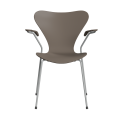 FRITZ HANSEN krzesło z podłokietnikami SERIES 7 fornir lakierowany różne warianty gliniany brąz