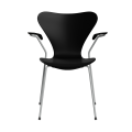 FRITZ HANSEN krzesło z podłokietnikami SERIES 7 fornir lakierowany różne warianty czarny