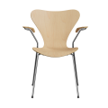 FRITZ HANSEN krzesło z podłokietnikami SERIES 7 fornir naturalny różne warianty klon