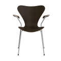 FRITZ HANSEN krzesło z podłokietnikami SERIES 7 fornir naturalny różne warianty ciemny dąb