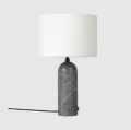Lampa Stołowa GRAVITY S Gubi podstawa z marmuru