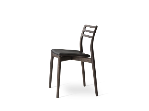 Vipp 481 Cabin Chair