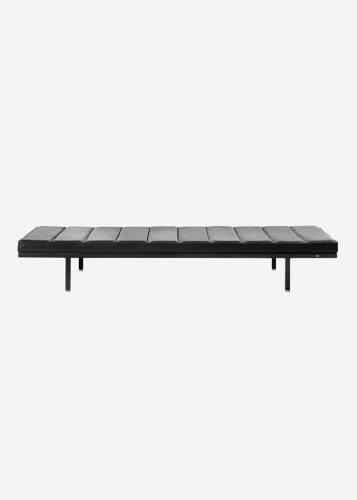 Leżanka The Daybed - Vipp461 CLOUD 842 / BLACK ALUMINIUM Vipp