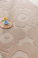 Beżowy Dywan Nowoczesny w Kwiaty - UNIKKO LIGHT BEIGE 132201 Louis de Poortere  różne warianty